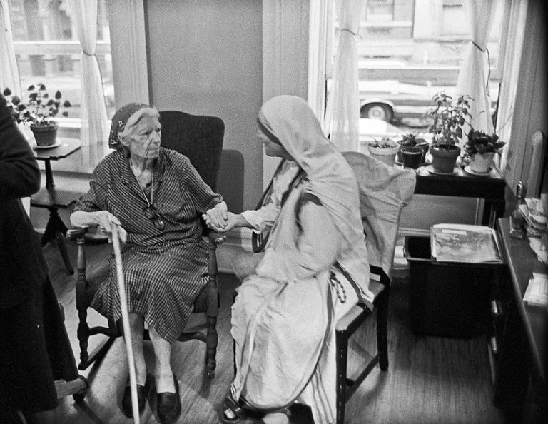 Mother-Teresa-and-Dorothy-Day-768x594%20(1).jpeg